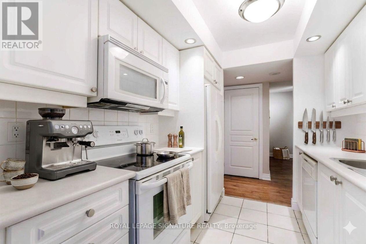 719 - 15 Northtown Way, Toronto, Ontario M2N 7A2 - Photo 11 - C13165782