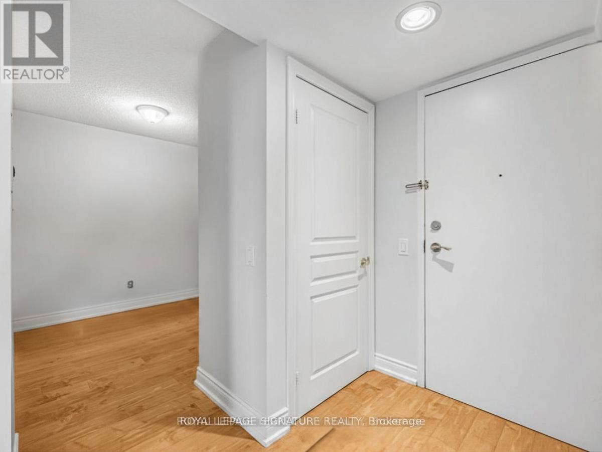 719 - 15 Northtown Way, Toronto, Ontario M2N 7A2 - Photo 21 - C13165782