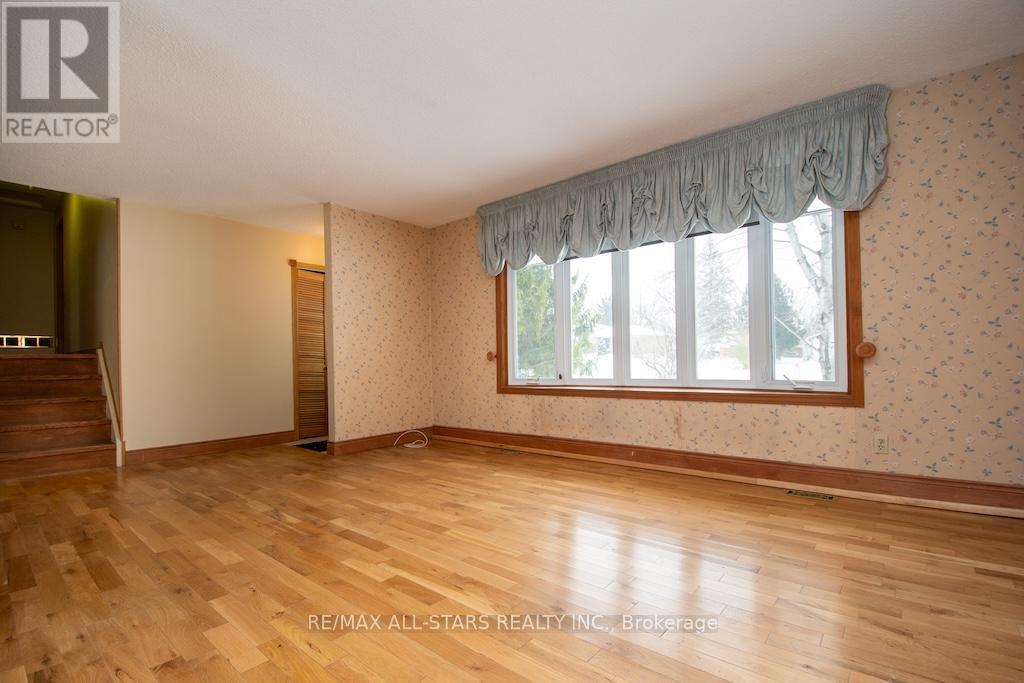 13 Janet Drive, Kawartha Lakes, Ontario  L0B 1K0 - Photo 8 - X12895818