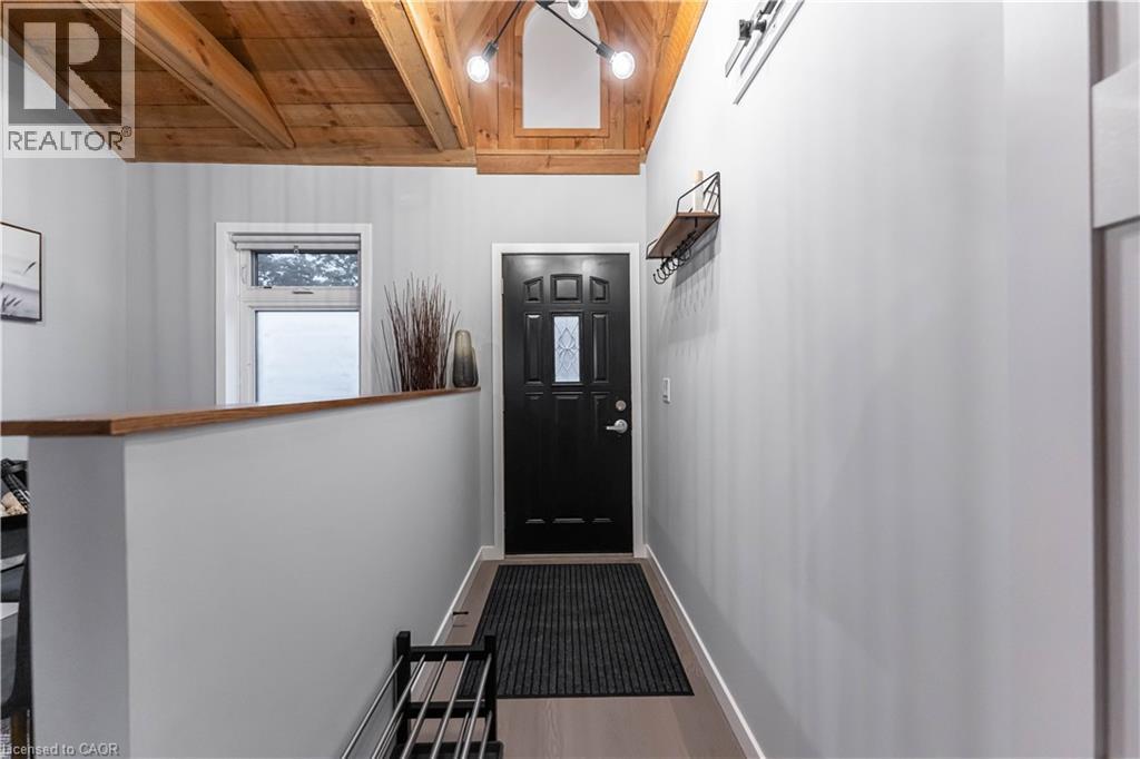 329 Main Street W, Hamilton, Ontario  L8P 1K1 - Photo 3 - 40832997