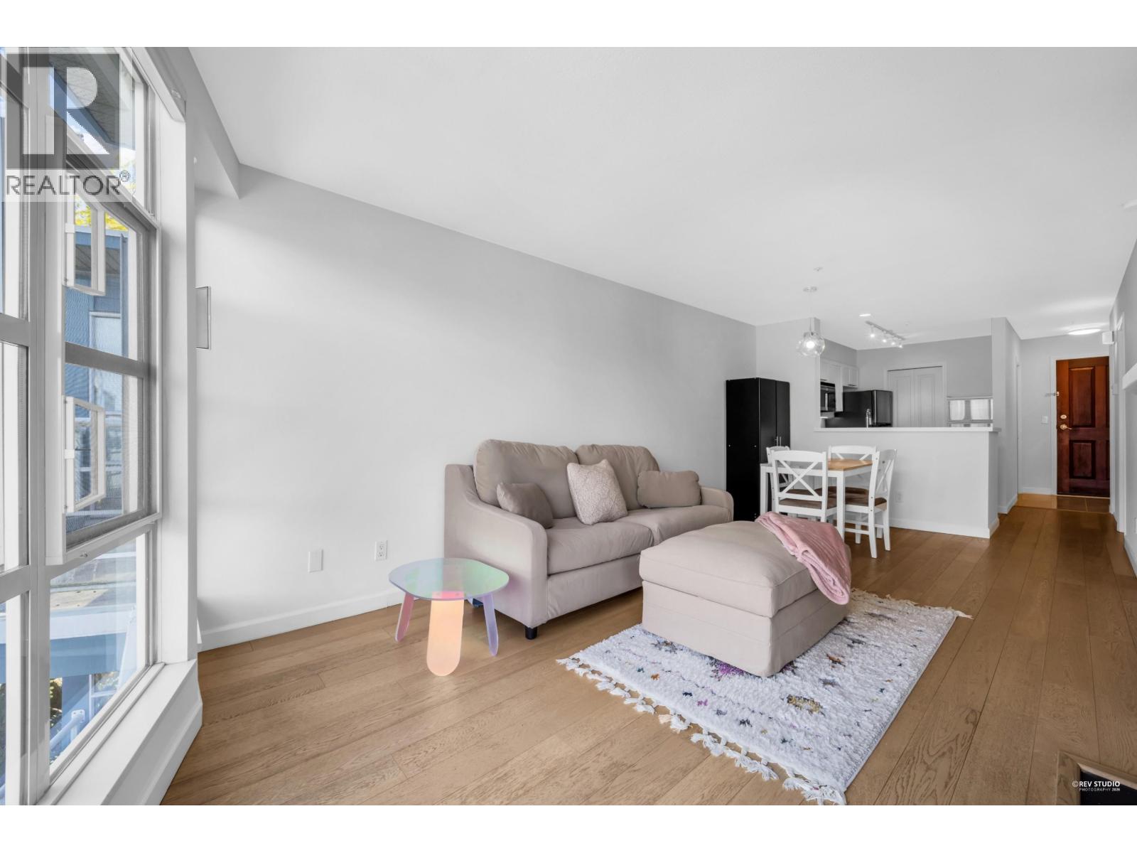 404 2575 W 4th Avenue, Vancouver, British Columbia  V6K 1P5 - Photo 5 - R3114009
