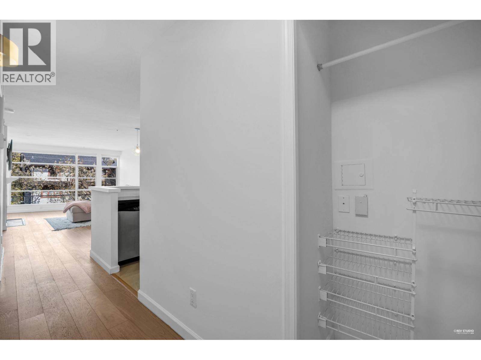 404 2575 W 4th Avenue, Vancouver, British Columbia  V6K 1P5 - Photo 16 - R3114009
