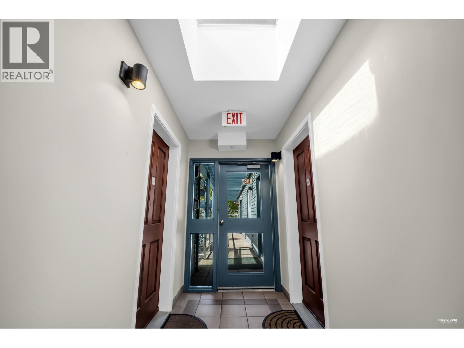 404 2575 W 4th Avenue, Vancouver, British Columbia  V6K 1P5 - Photo 27 - R3114009