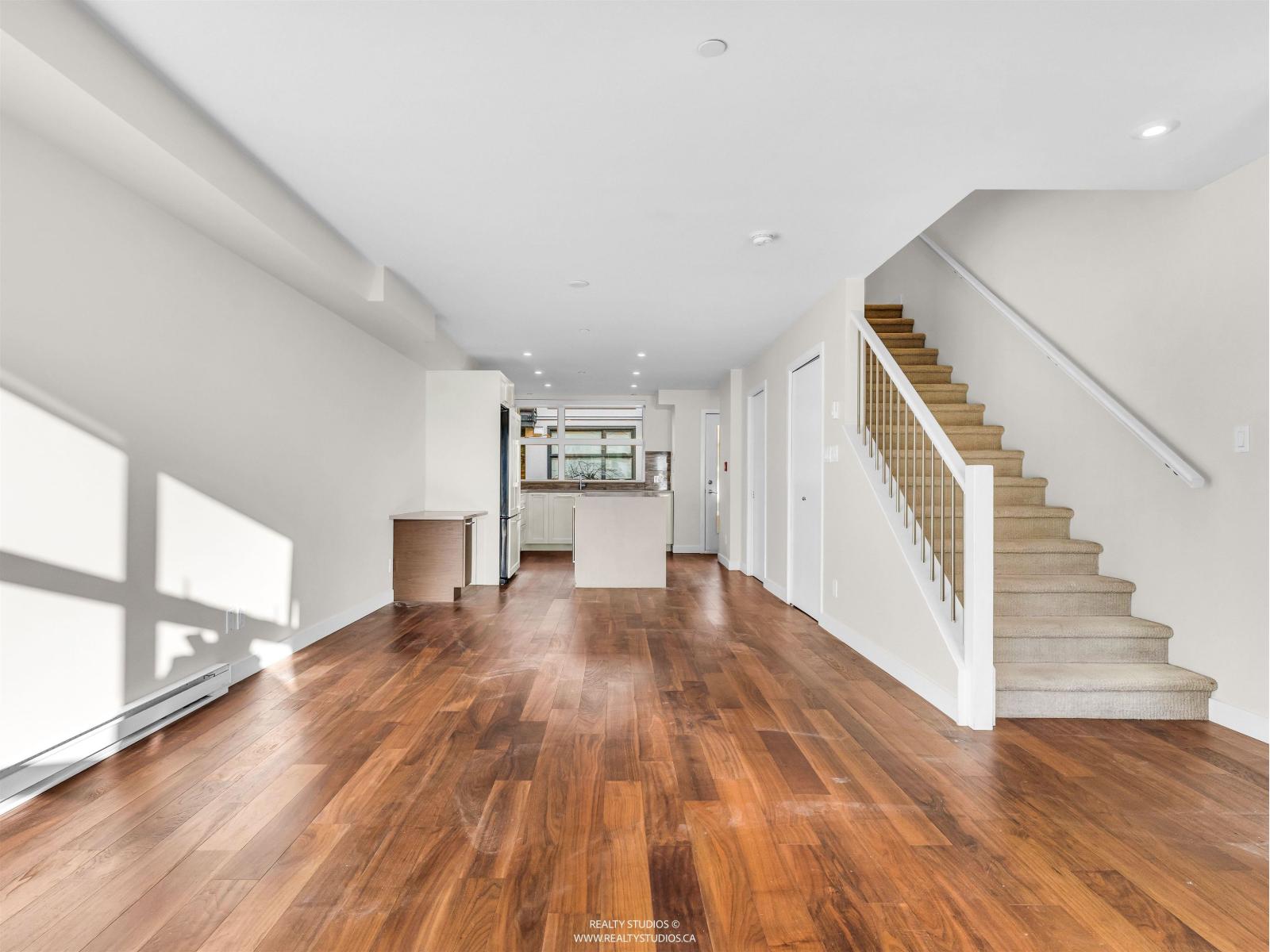 11 14820 Buena Vista Avenue, White Rock, British Columbia  V4B 0B3 - Photo 11 - R3114808