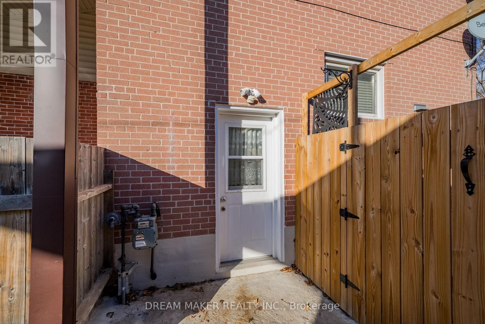 207 Cabot Street, Oshawa, Ontario L1J 5S2 - Photo 14 - E13166888