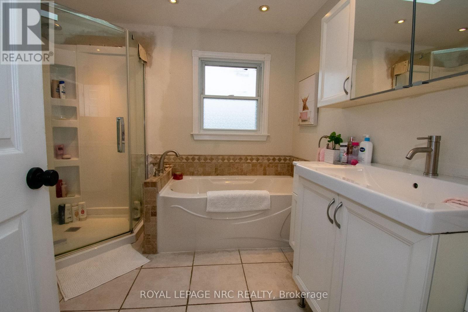 11 Sheldonbury Court, St. Catharines, Ontario  L2N 6G8 - Photo 14 - X13166882