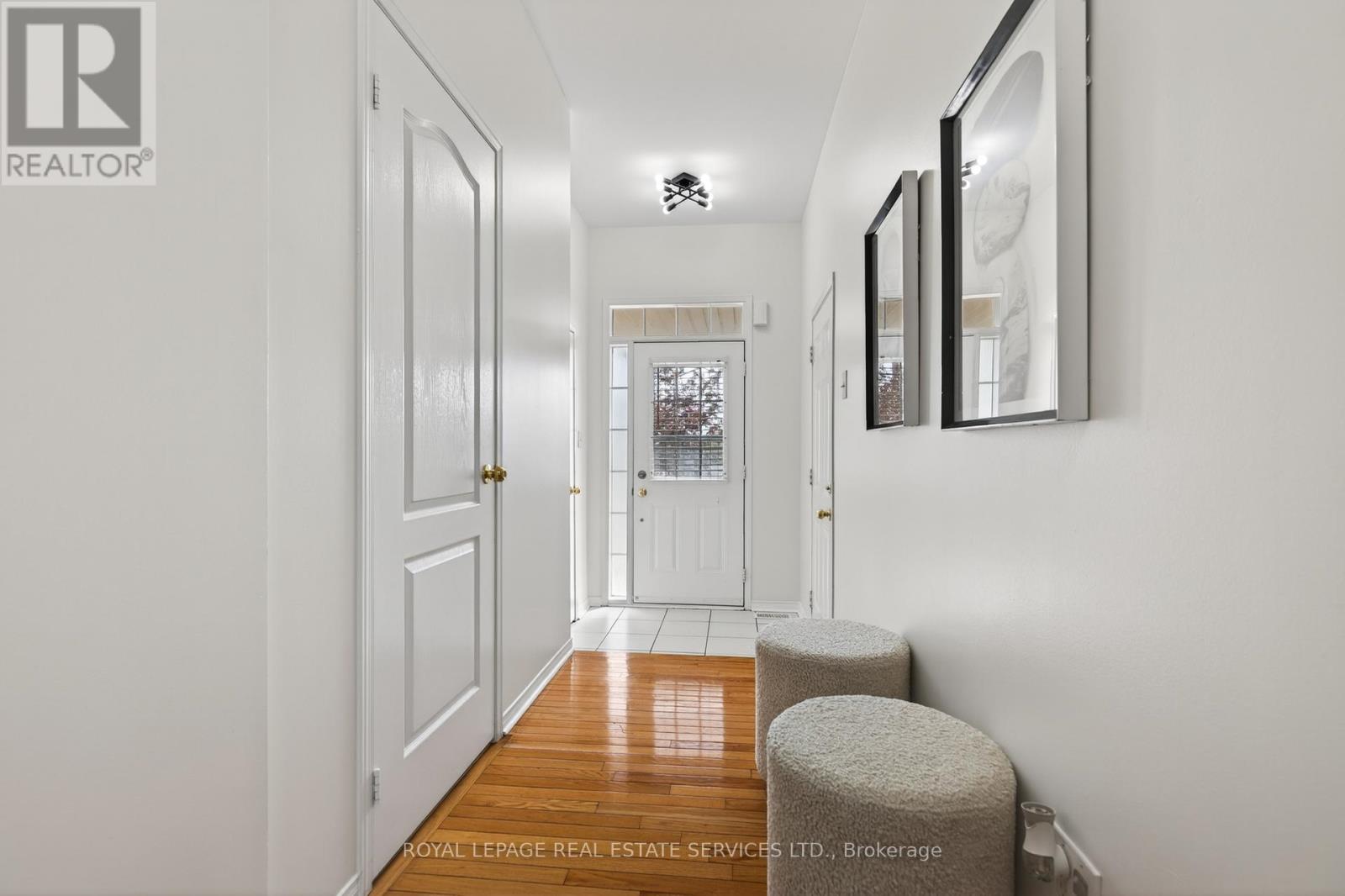 2307 Stone Glen Crescent, Oakville, Ontario  L6M 0C9 - Photo 2 - W13166898