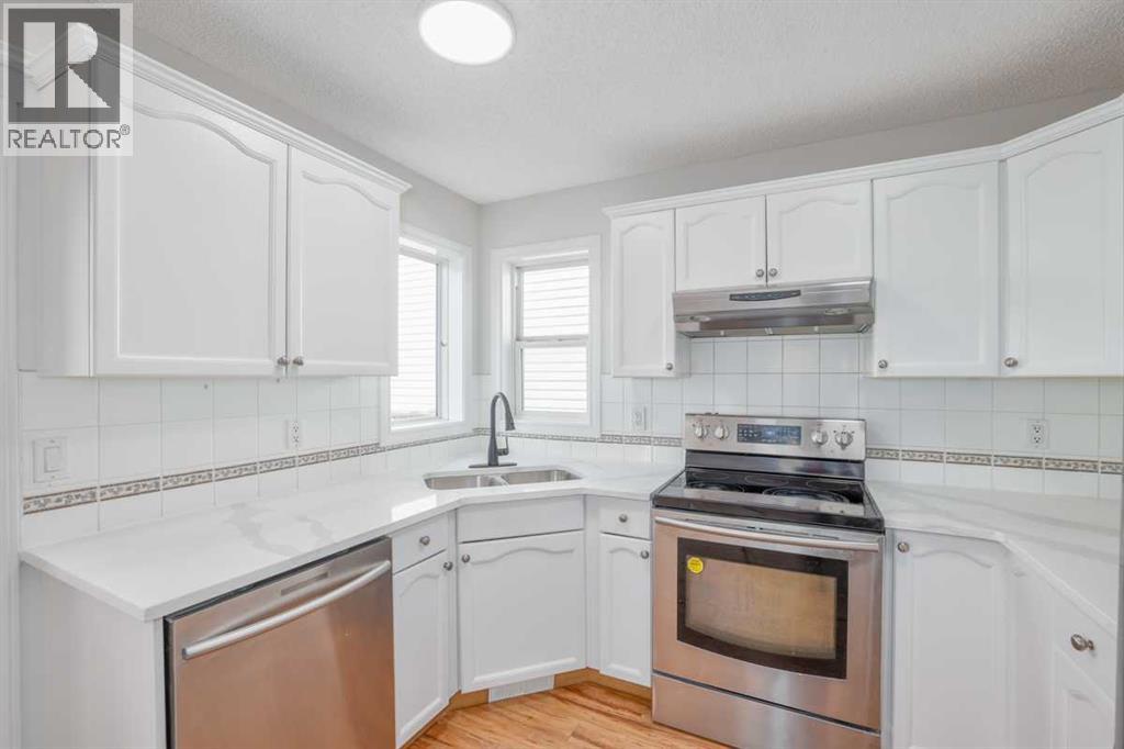 80 Covewood Green NE, Calgary, Alberta  T3K 5G5 - Photo 10 - A2313296