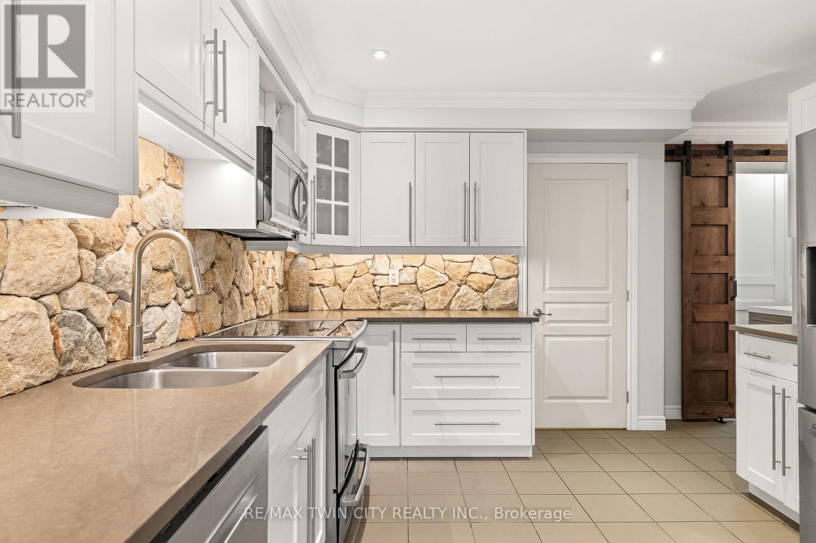 78 Forest Creek Drive, Kitchener, Ontario  N2R 0B5 - Photo 18 - X13166886