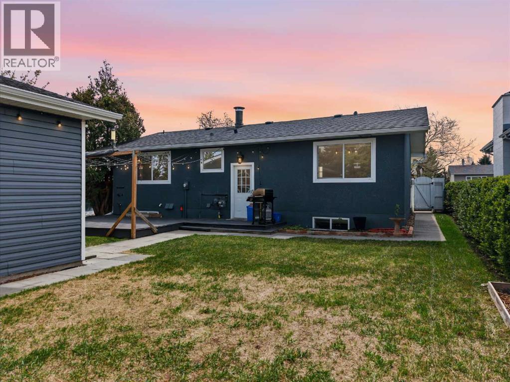 6 Otterbury Avenue, Red Deer, Alberta  T4N 4Z9 - Photo 35 - A2312089