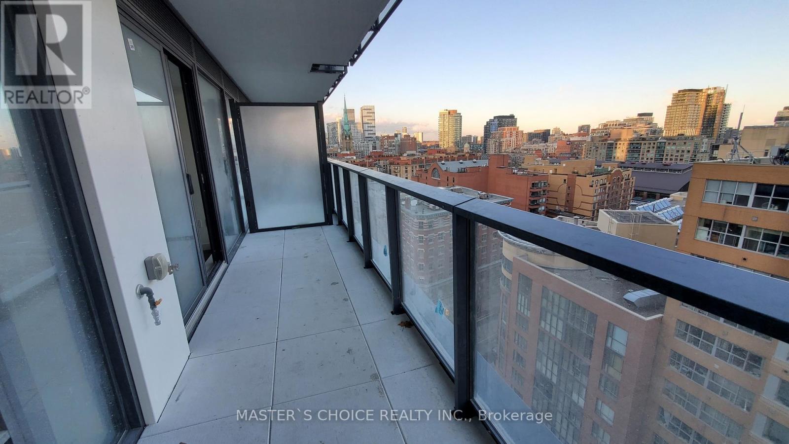 1211 - 2a Church Street, Toronto, Ontario  M5E 0E1 - Photo 17 - C13166816