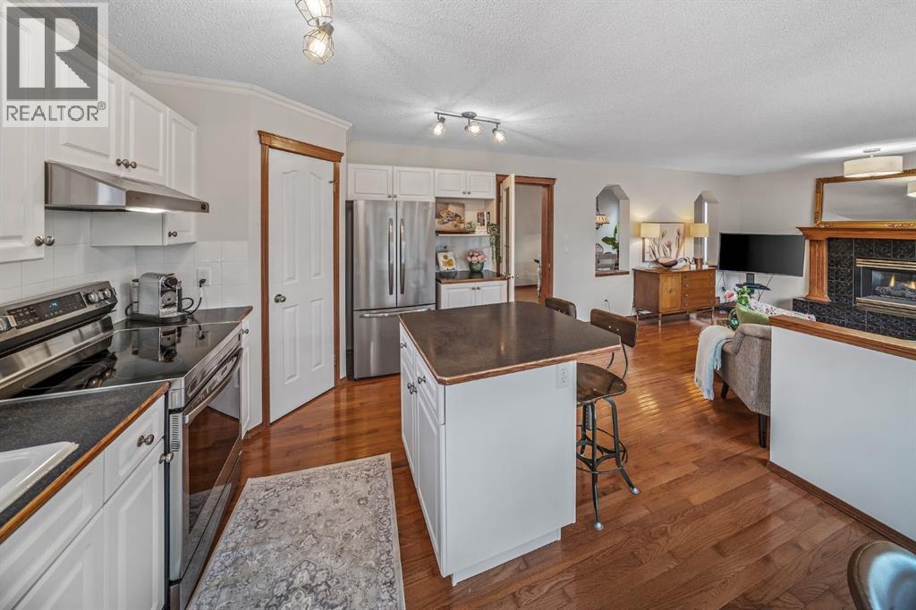 18 Gleneagles View, Cochrane, Alberta  T4C 1N9 - Photo 22 - A2311292