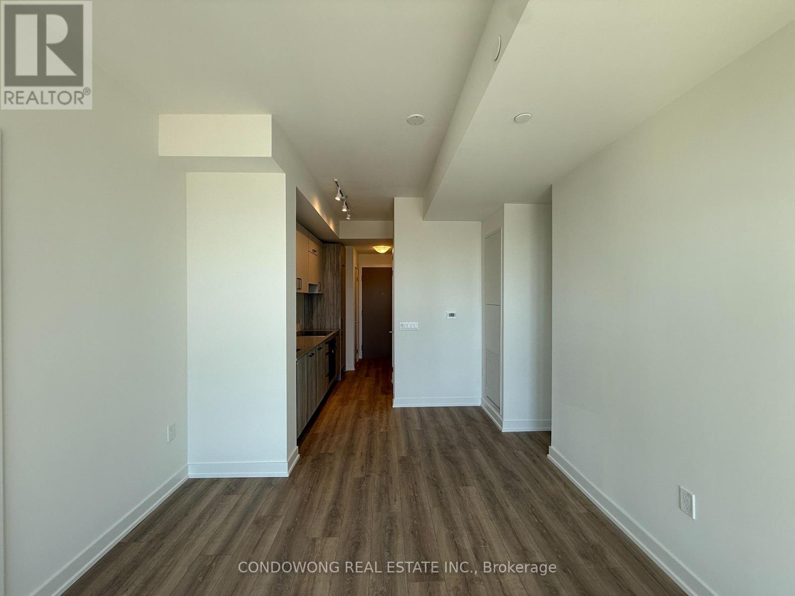 908 - 5 Quarrington Lane, Toronto, Ontario  M3C 0S5 - Photo 2 - C13166926