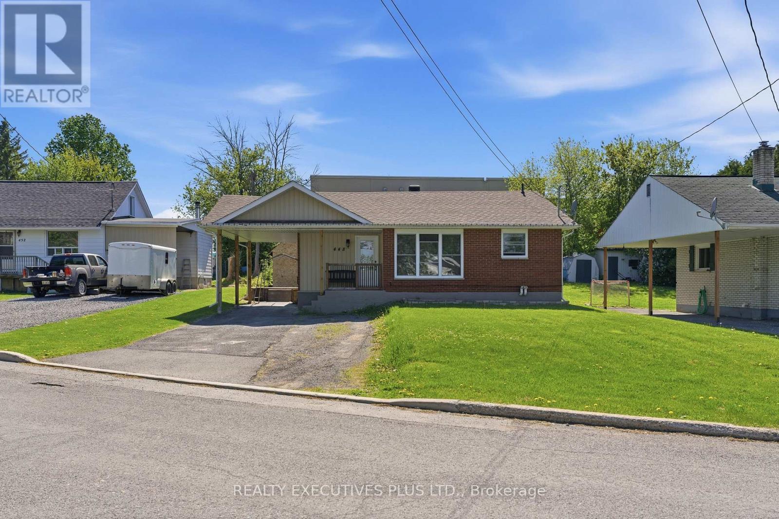 448 DOMINION STREET S, North Glengarry, Ontario