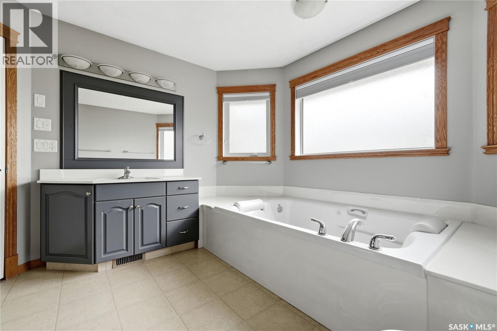 9382 Wascana Mews, Regina, Saskatchewan  S4V 2W4 - Photo 26 - SK036938
