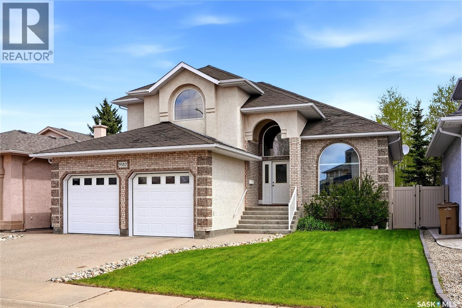 9382 Wascana MEWS, Regina, Saskatchewan