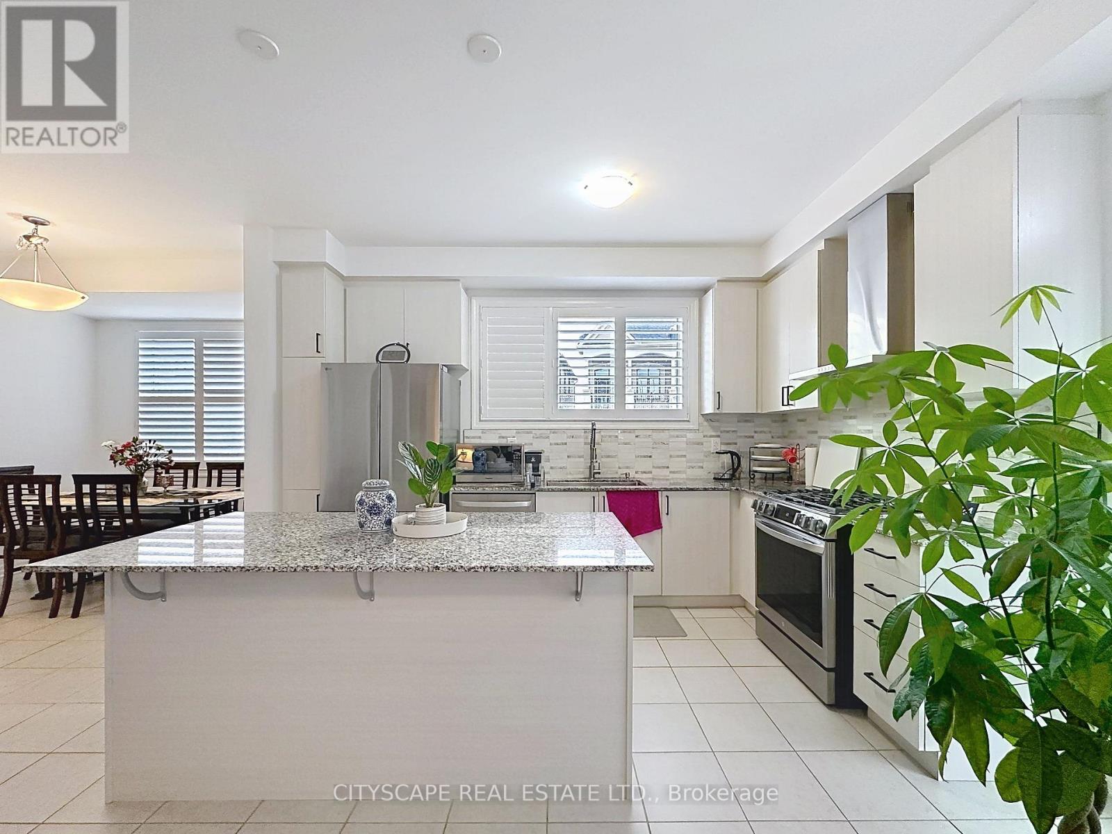 1790 Dance Court, Milton, Ontario  L9E 2A2 - Photo 4 - W13166916