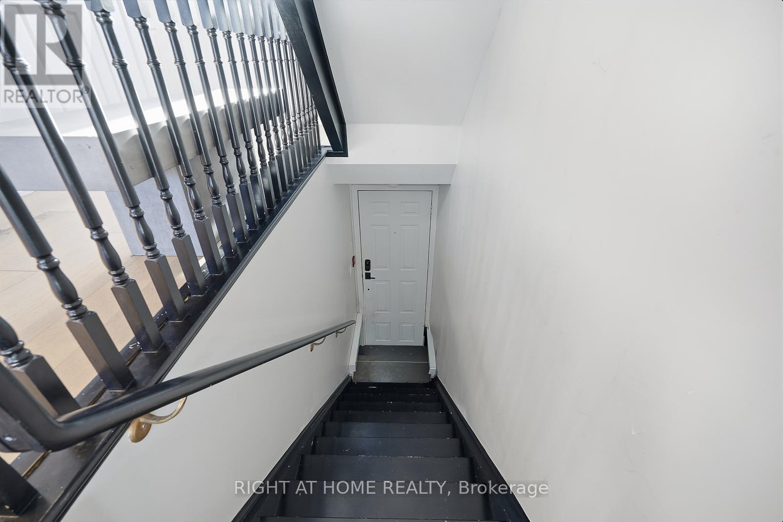 217 - 3400 Lake Shore Boulevard W, Toronto, Ontario  M8W 4Z9 - Photo 7 - W13166922