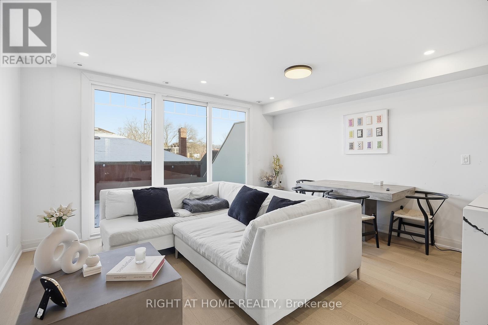 217 - 3400 Lake Shore Boulevard W, Toronto, Ontario  M8W 4Z9 - Photo 8 - W13166922