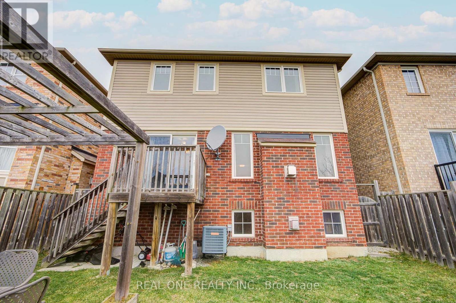 Upper - 27 Cranston Street, Hamilton, Ontario  L9K 0E3 - Photo 35 - X13166908