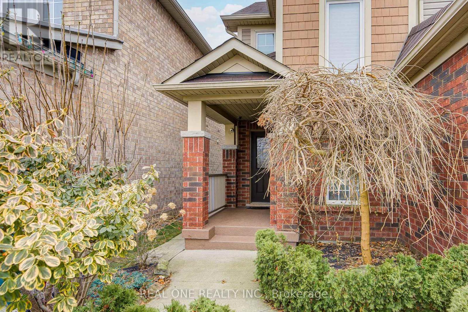 Upper - 27 Cranston Street, Hamilton, Ontario  L9K 0E3 - Photo 37 - X13166908