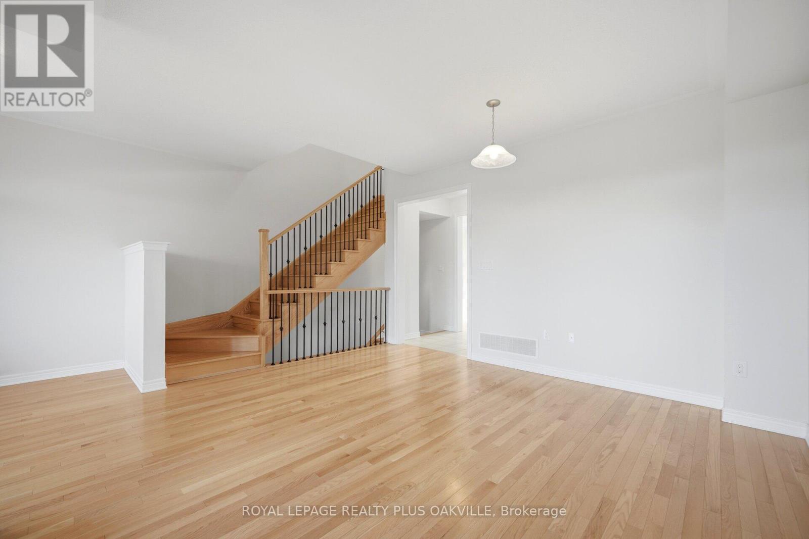 3030 George Savage Avenue, Oakville, Ontario  L6M 0Z1 - Photo 12 - W13162622