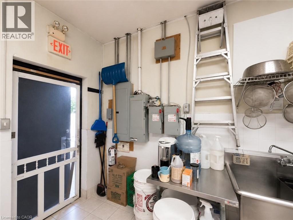 1400 Weber Street E Unit# B6, Kitchener, Ontario  N2A 3Z8 - Photo 12 - 40832912