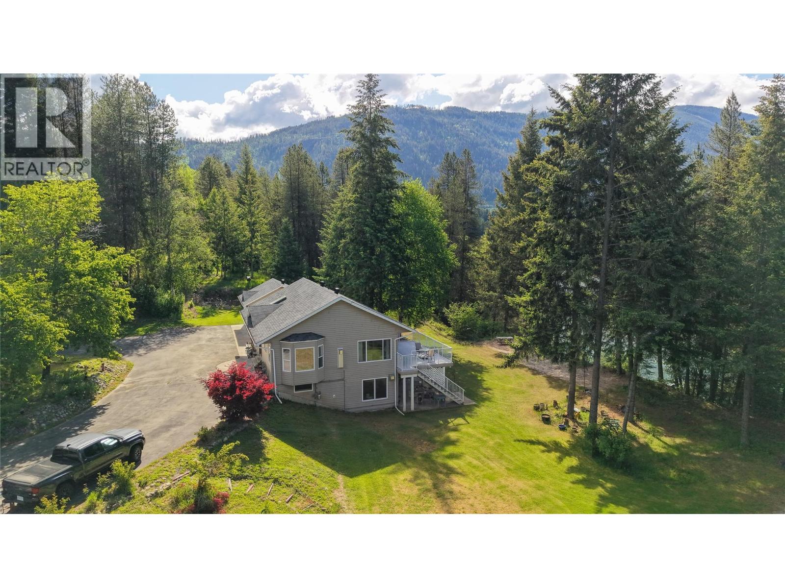 2693 Osachoff Road, South Slocan, British Columbia  V1N 4P4 - Photo 8 - 10388463