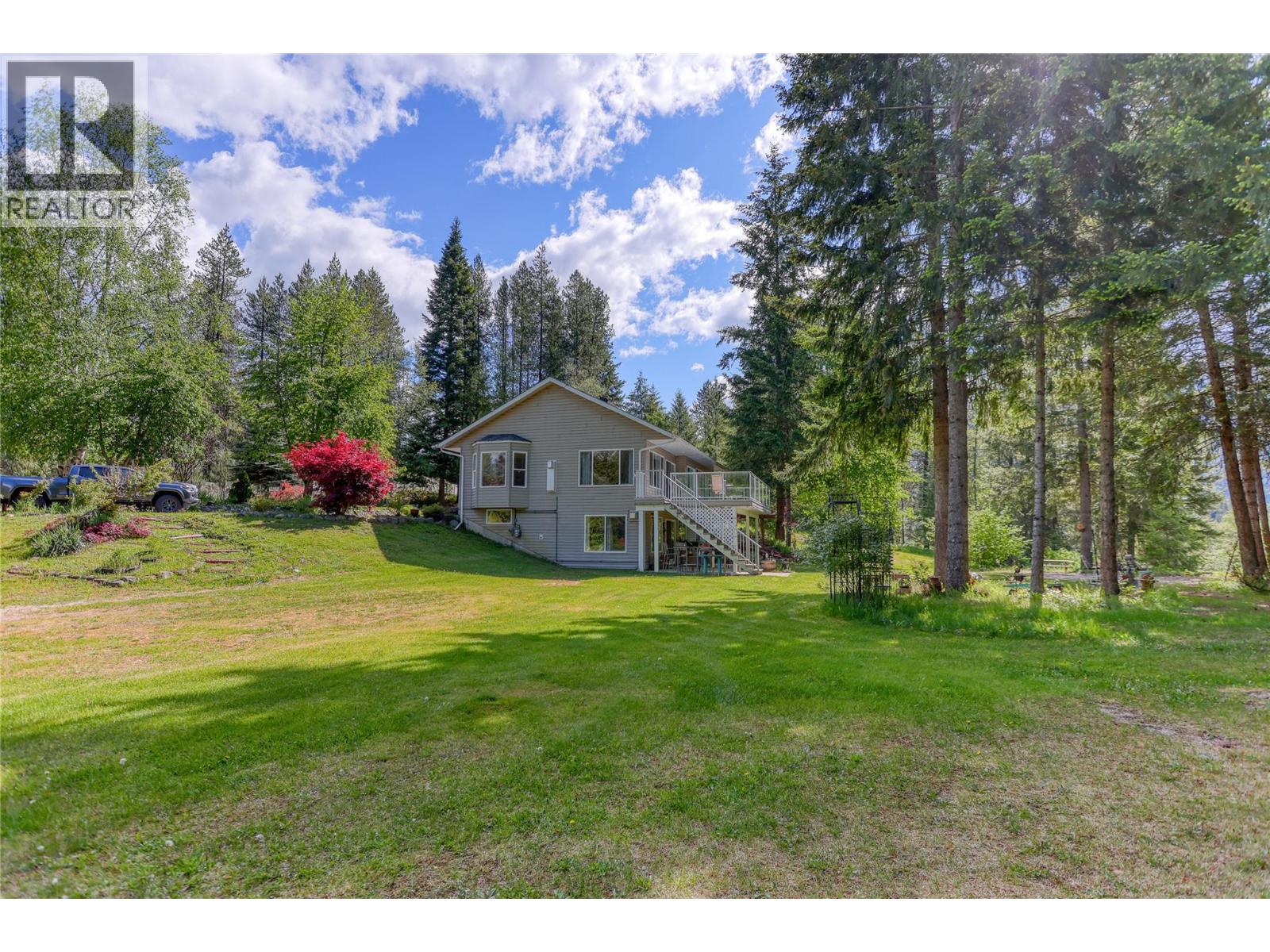 2693 Osachoff Road, South Slocan, British Columbia  V1N 4P4 - Photo 6 - 10388463