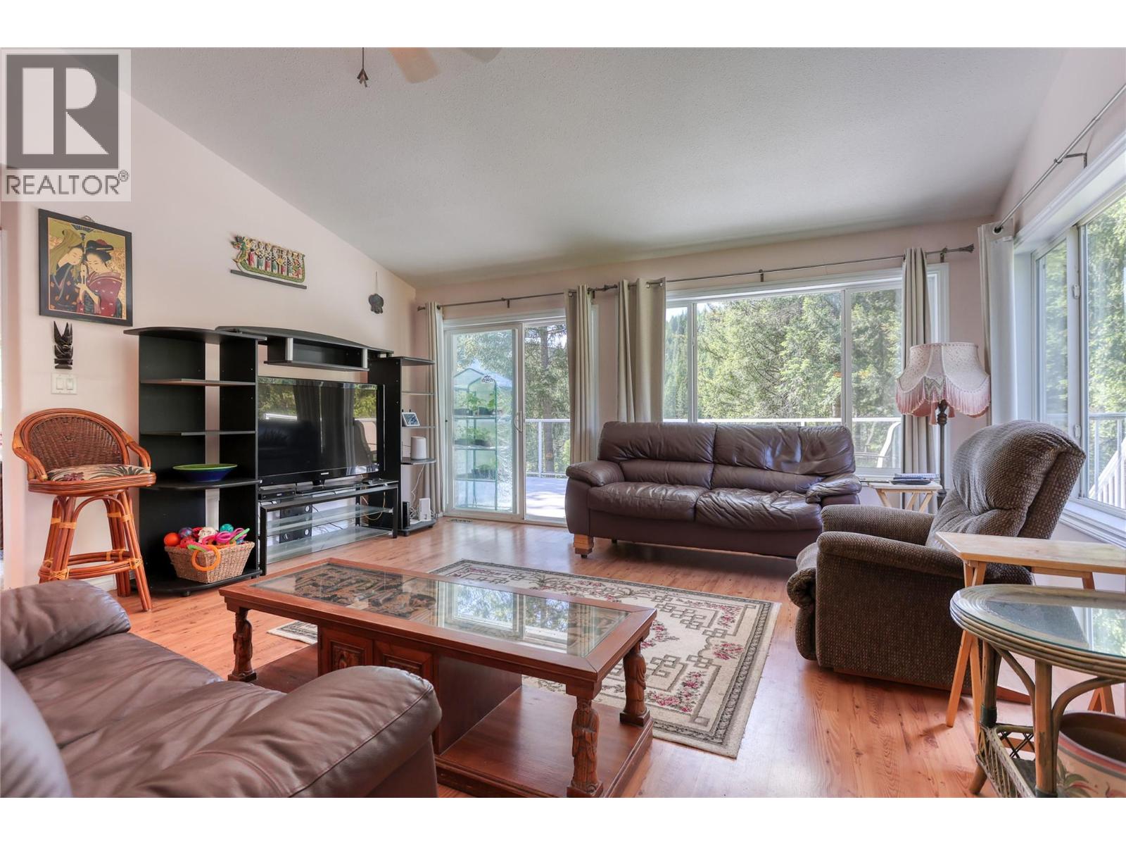 2693 Osachoff Road, South Slocan, British Columbia  V1N 4P4 - Photo 24 - 10388463