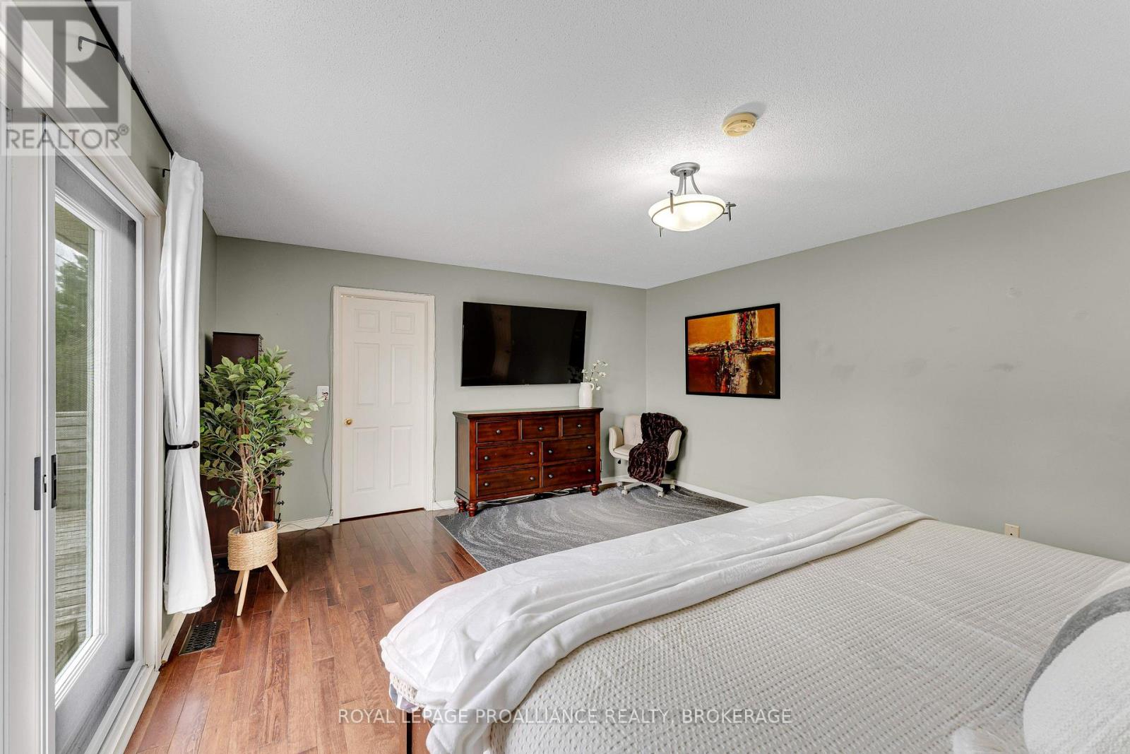 4779 Florida Road, Loyalist, Ontario  K0H 2H0 - Photo 20 - X13143048