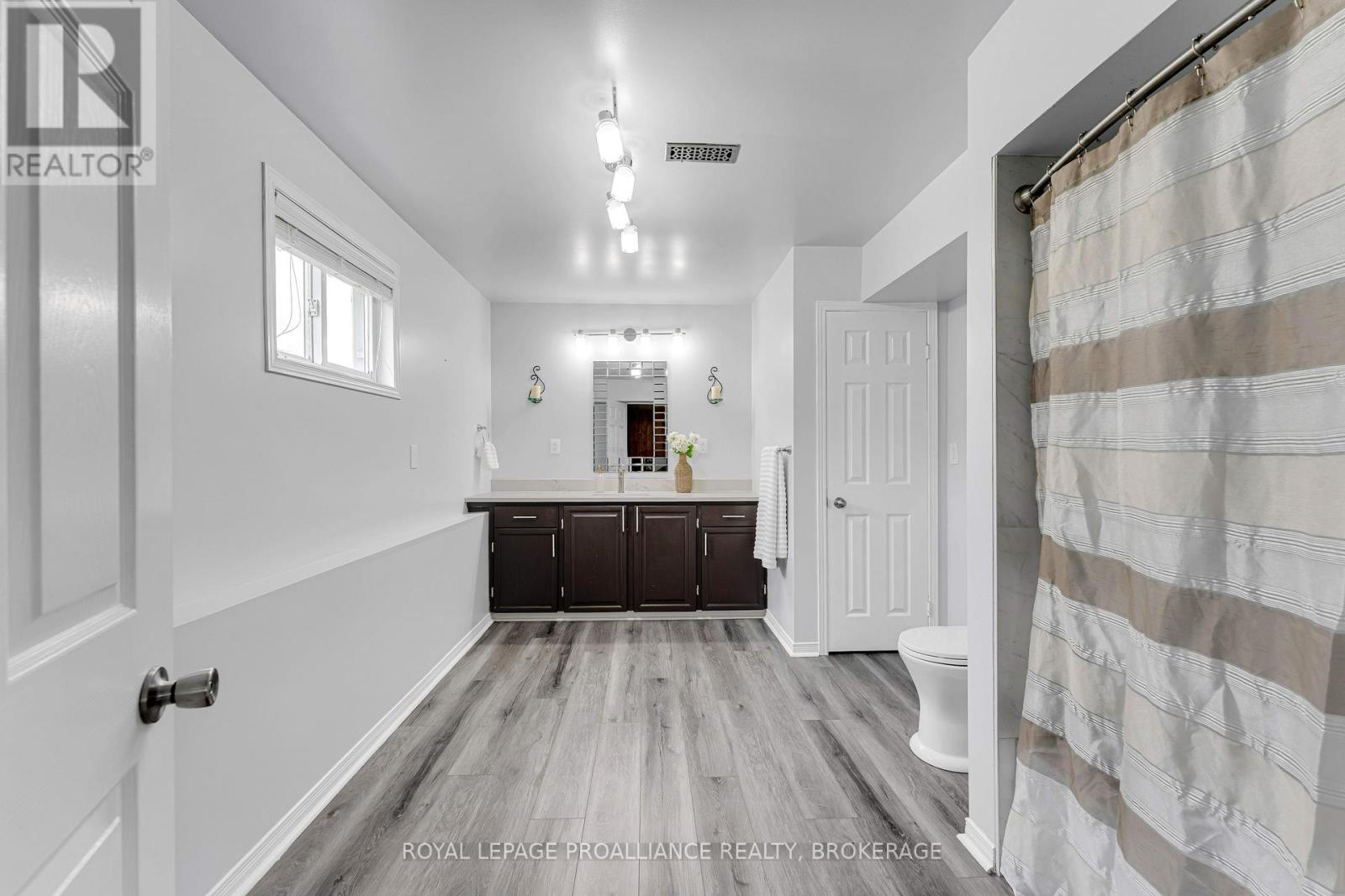 4779 Florida Road, Loyalist, Ontario  K0H 2H0 - Photo 41 - X13143048