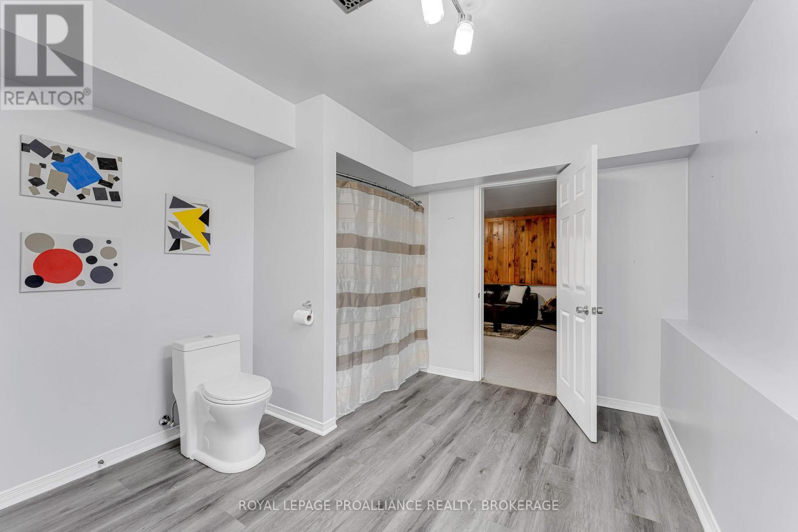 4779 Florida Road, Loyalist, Ontario  K0H 2H0 - Photo 42 - X13143048