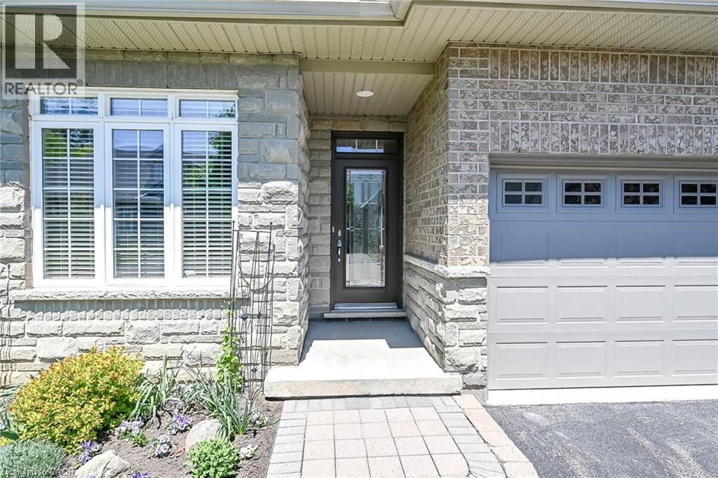 9 Grovetree Trail, Hamilton, Ontario  L9B 0B7 - Photo 3 - 40832873