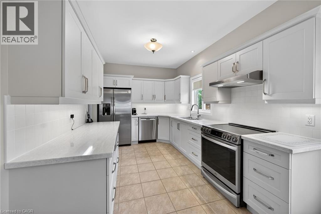 9 Grovetree Trail, Hamilton, Ontario  L9B 0B7 - Photo 11 - 40832873