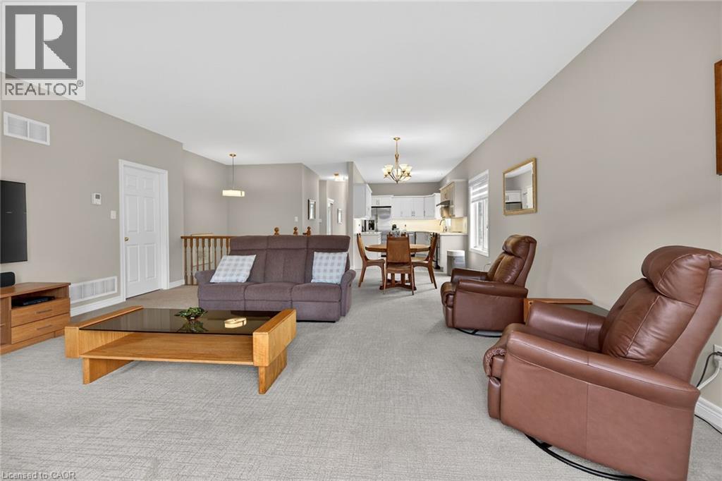 9 Grovetree Trail, Hamilton, Ontario  L9B 0B7 - Photo 17 - 40832873