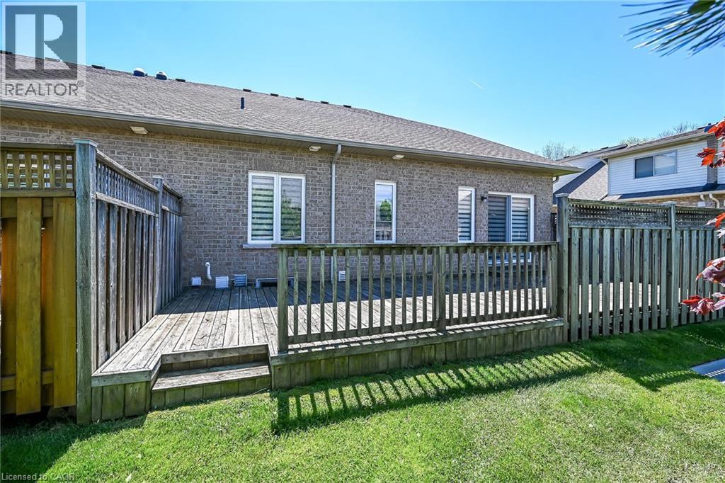9 Grovetree Trail, Hamilton, Ontario  L9B 0B7 - Photo 36 - 40832873