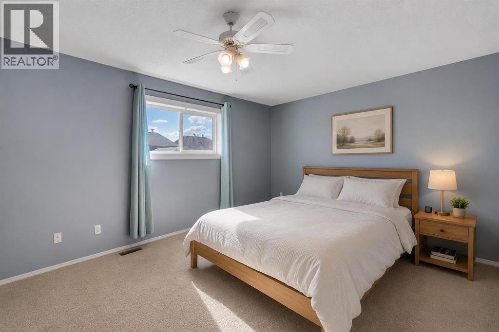 260 Erin Woods Drive Se, Calgary, Alberta T2B 3B9 - Photo 15 - A2313685