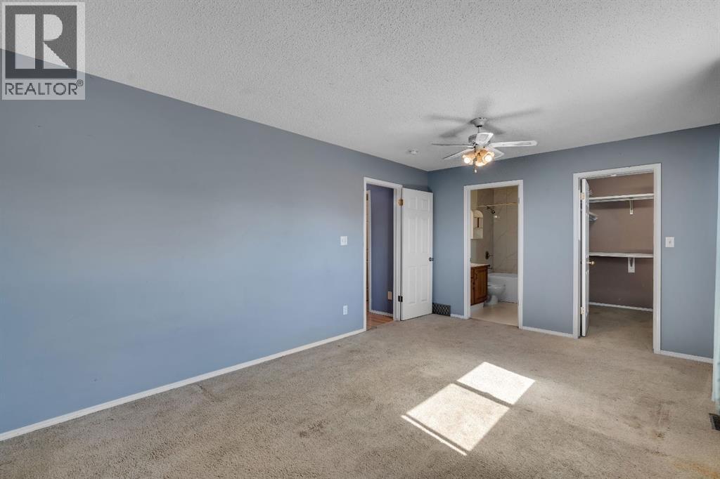 260 Erin Woods Drive Se, Calgary, Alberta T2B 3B9 - Photo 19 - A2313685