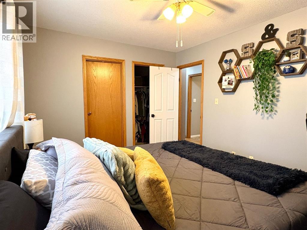 5310 67 Street, Camrose, Alberta  T4V 4M1 - Photo 13 - A2313250