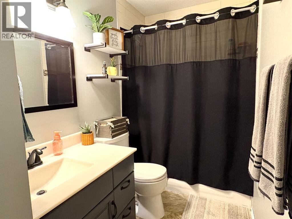 5310 67 Street, Camrose, Alberta  T4V 4M1 - Photo 19 - A2313250