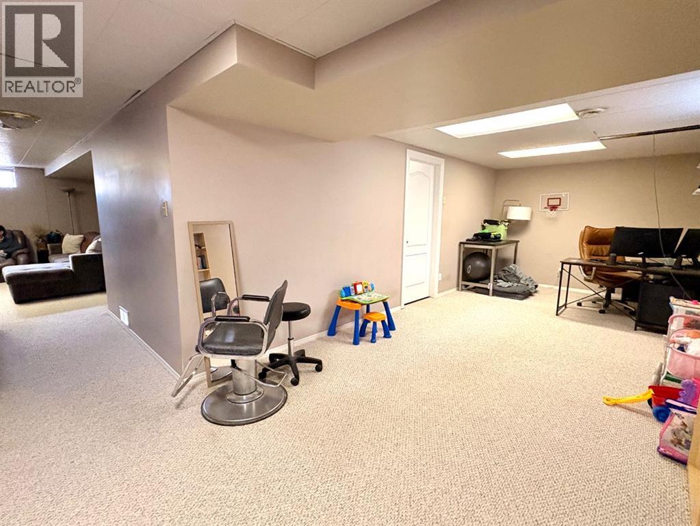 5310 67 Street, Camrose, Alberta  T4V 4M1 - Photo 26 - A2313250