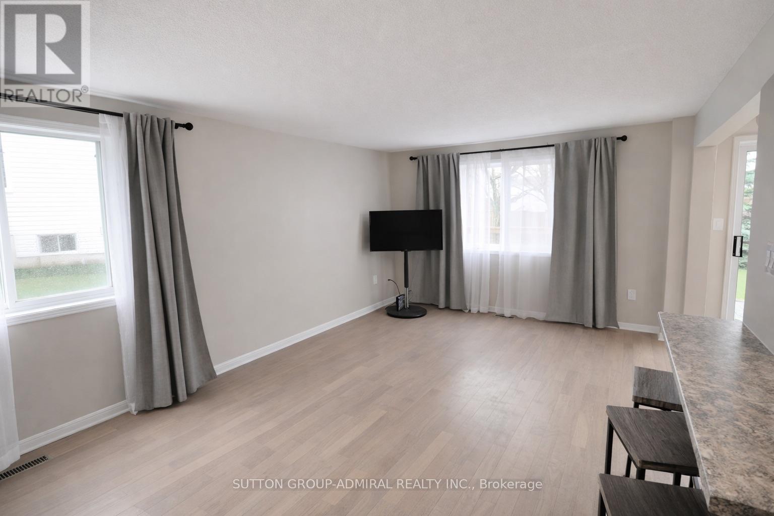 133 Columbia Road, Barrie, Ontario  L4N 8E3 - Photo 13 - S12964166