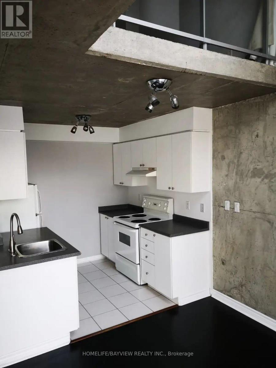 1019 - 1029 King Street W, Toronto, Ontario  M6K 3M9 - Photo 2 - C13166978