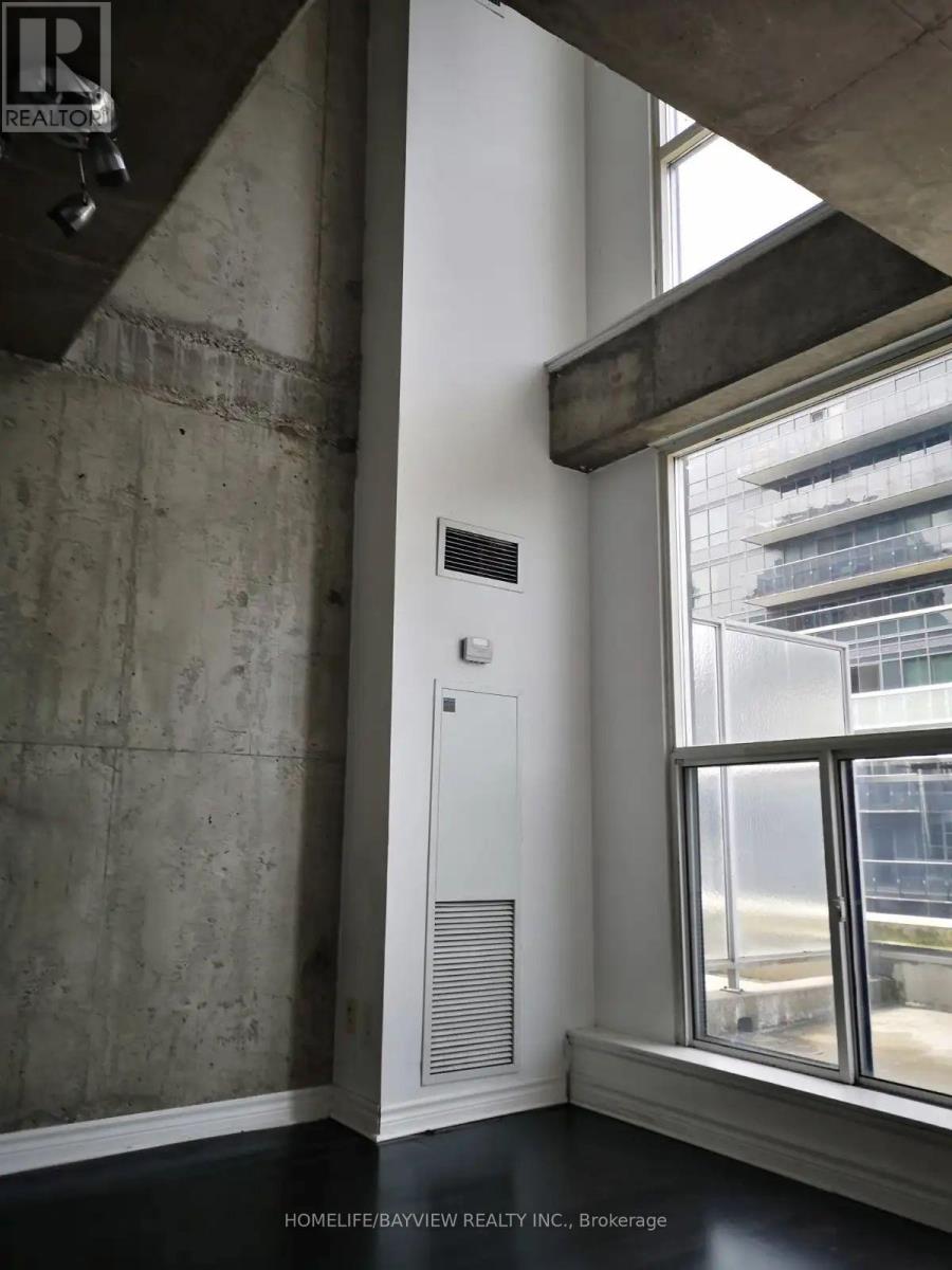 1019 - 1029 King Street W, Toronto, Ontario  M6K 3M9 - Photo 3 - C13166978