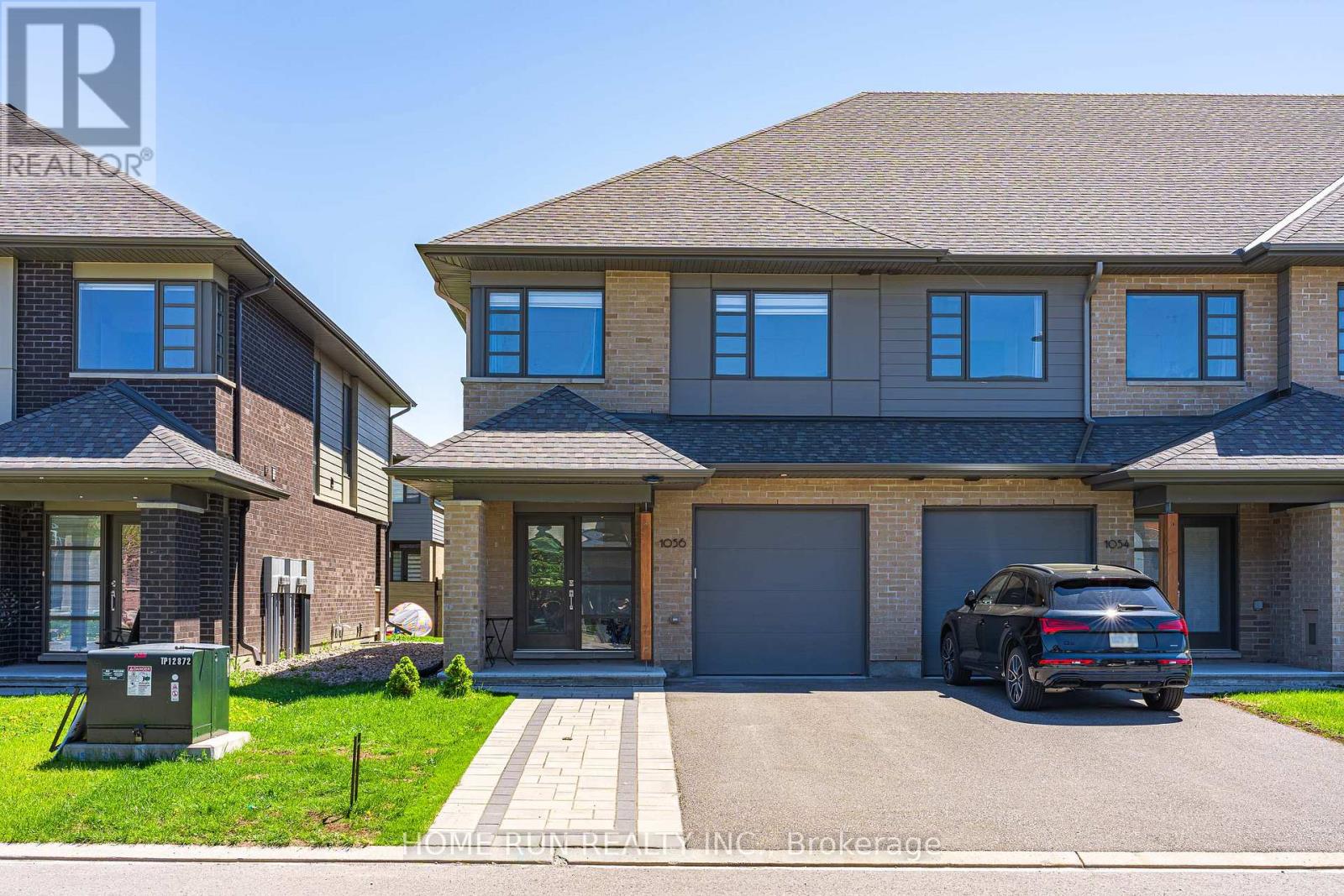 1056 LUNAR GLOW CRESCENT, Ottawa, Ontario