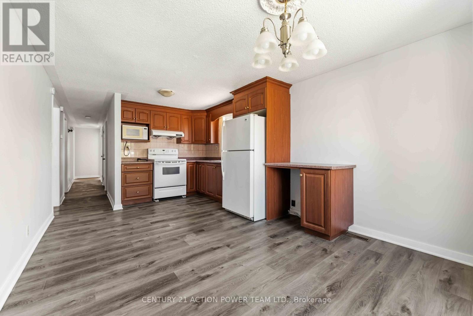 A - 2178 Erinbrook Crescent, Ottawa, Ontario  K1B 4J4 - Photo 8 - X13166952