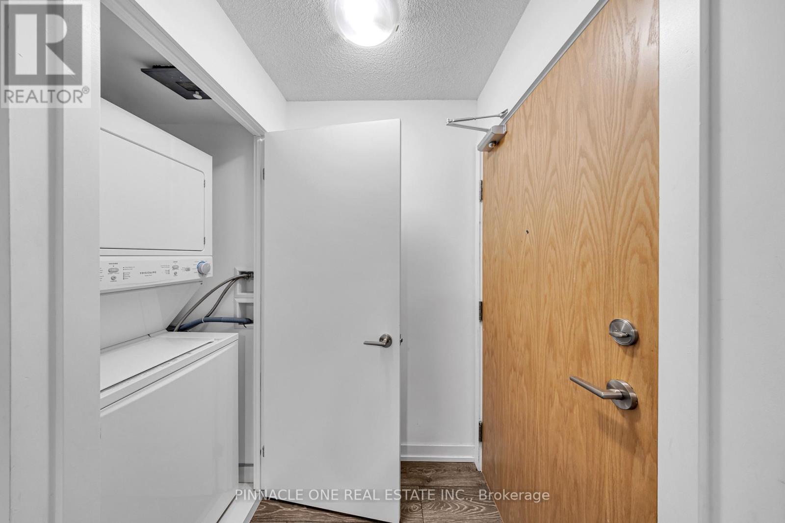 508 - 1455 Celebration Drive, Pickering, Ontario  L1W 0C3 - Photo 7 - E13166958