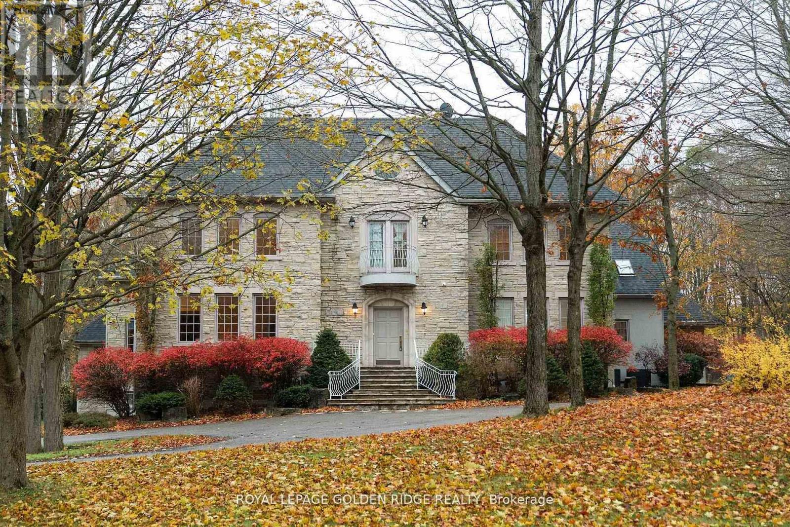 12 FORESTVIEW TRAIL, Whitchurch-Stouffville, Ontario