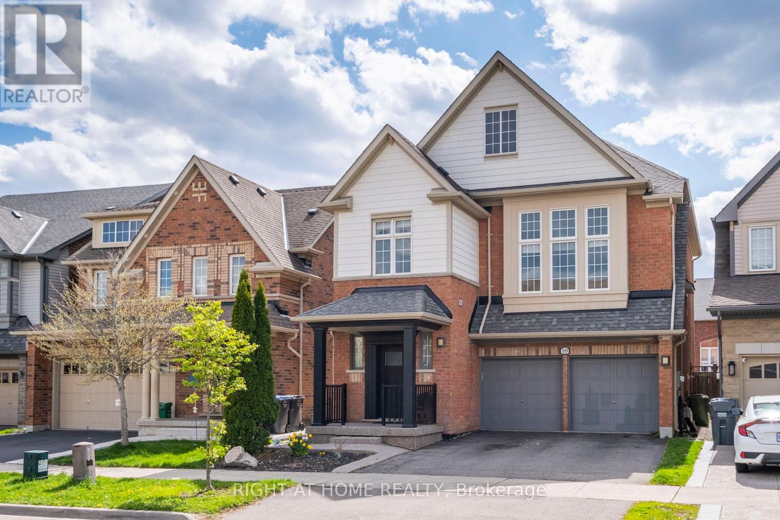 10 Learmont Avenue, Caledon, Ontario L7C 3N3 - Photo 2 - W13166964